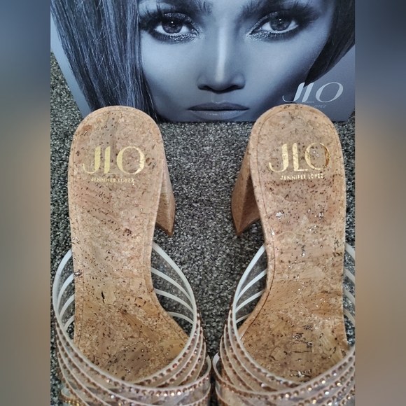 Jlo Natural Clear Block Heel Sandals- Size 9 1/2 (fit like a Size 9) - Picture 2 of 8